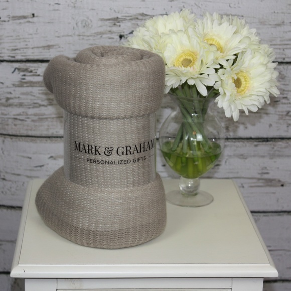 Mark & Graham Throw - Picture 1 of 2